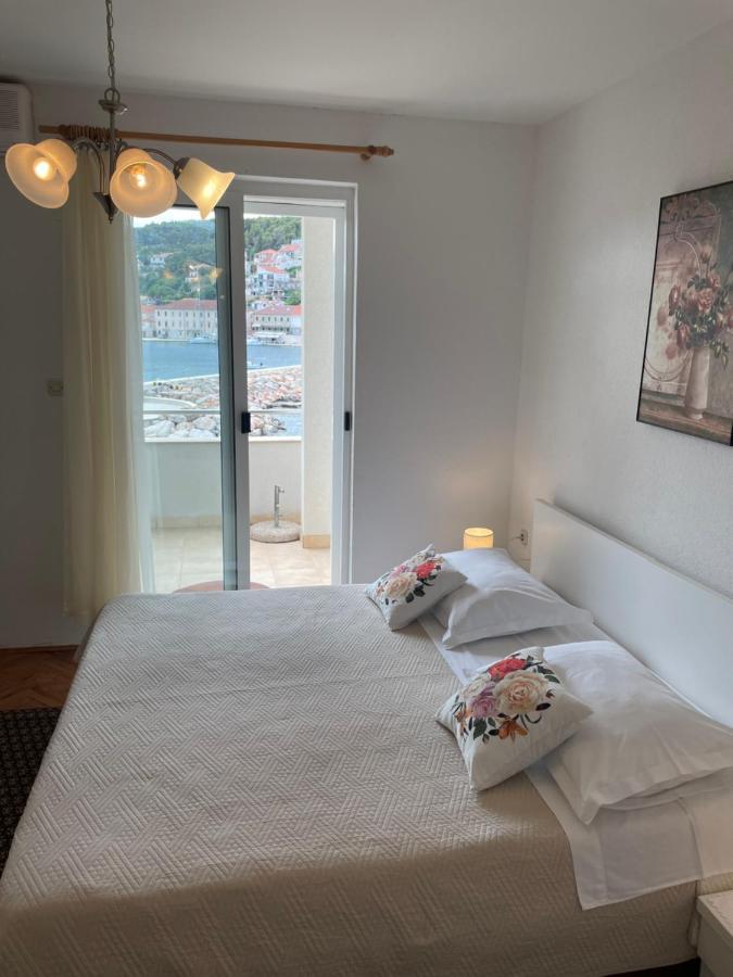 Apartmani Isabella - Ilda Radonic Jelsa  Exterior photo