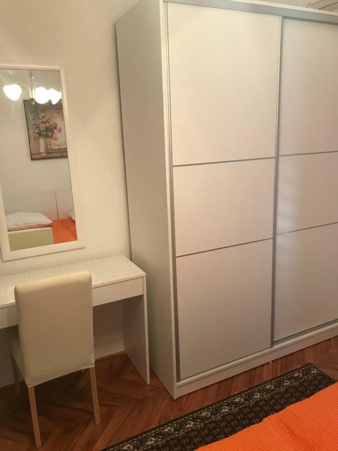 Apartmani Isabella - Ilda Radonic Jelsa  Exterior photo